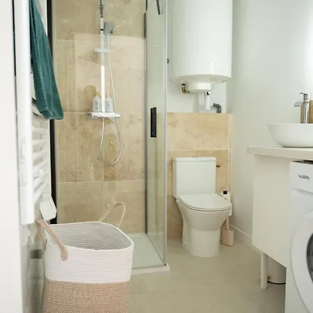 Lou Recantou, 1 Chambre, Lumineux, Parking Gratuit * Béziers
