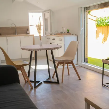 Lägenhet Lou Recantou, 1 Chambre, Lumineux, Parking Gratuit